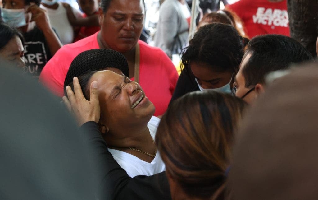 El dolor se apoderó de San Cristóbal por la tragedia. Foto/Elieser Tapia