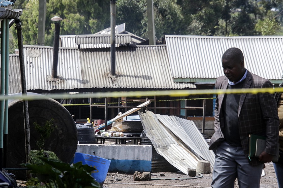 KENIA INCENDIO ESCUELA